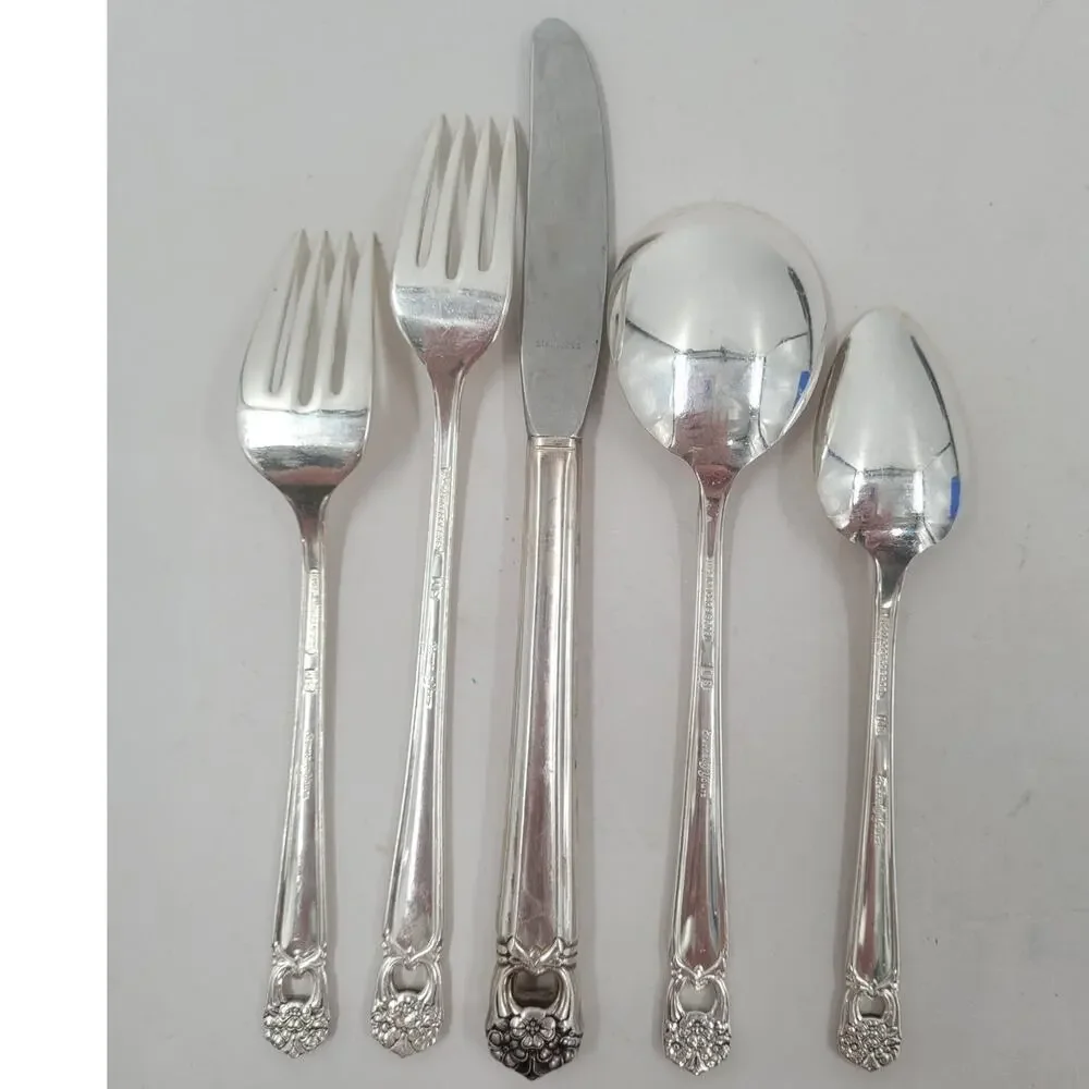 Rogers Brothers Silverplate‎ Eternally Yours Coquette 5 Piece Setting 3-8